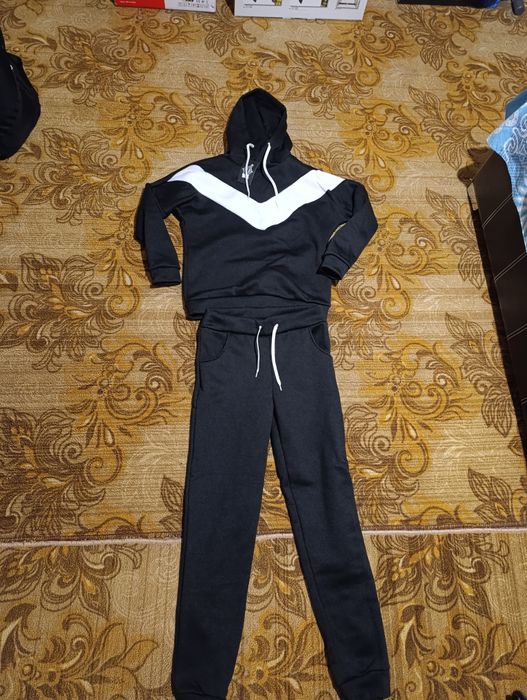 Спортивний костюм жіночий 44-46 розмір