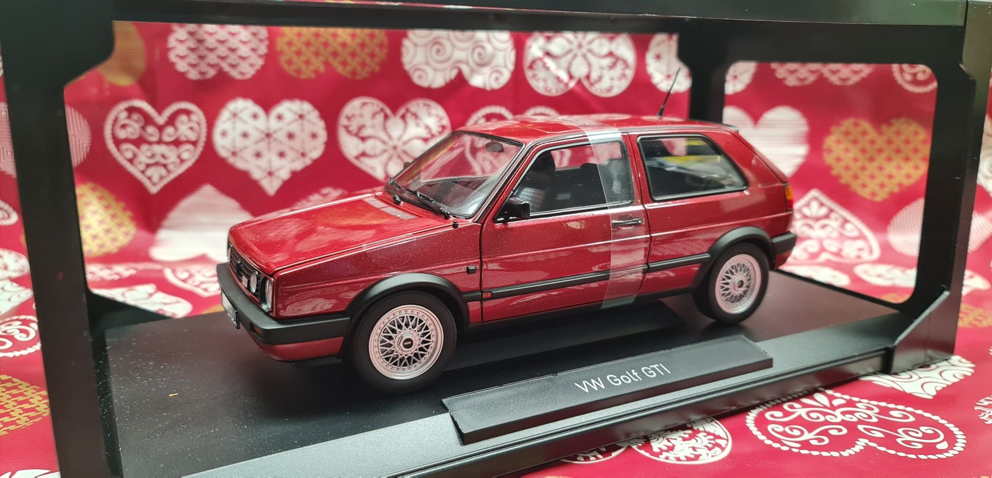 VW Golf II gti 1/18 norev minichamps kyosho Otto ottomobile