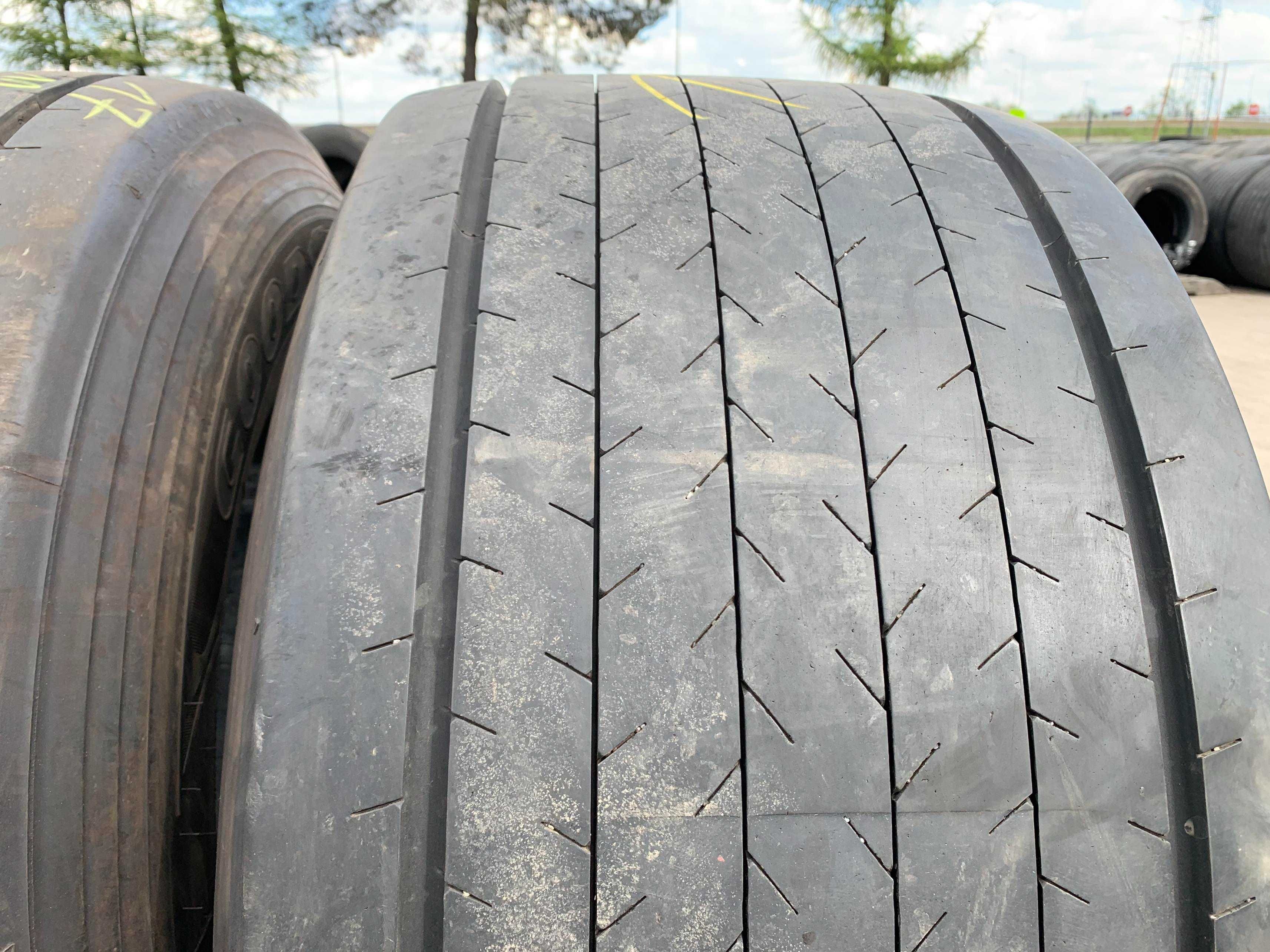 435/50R19.5 Opony GOODYEAR FUELMAX T 10-11mm Naczepa Mega FUEL