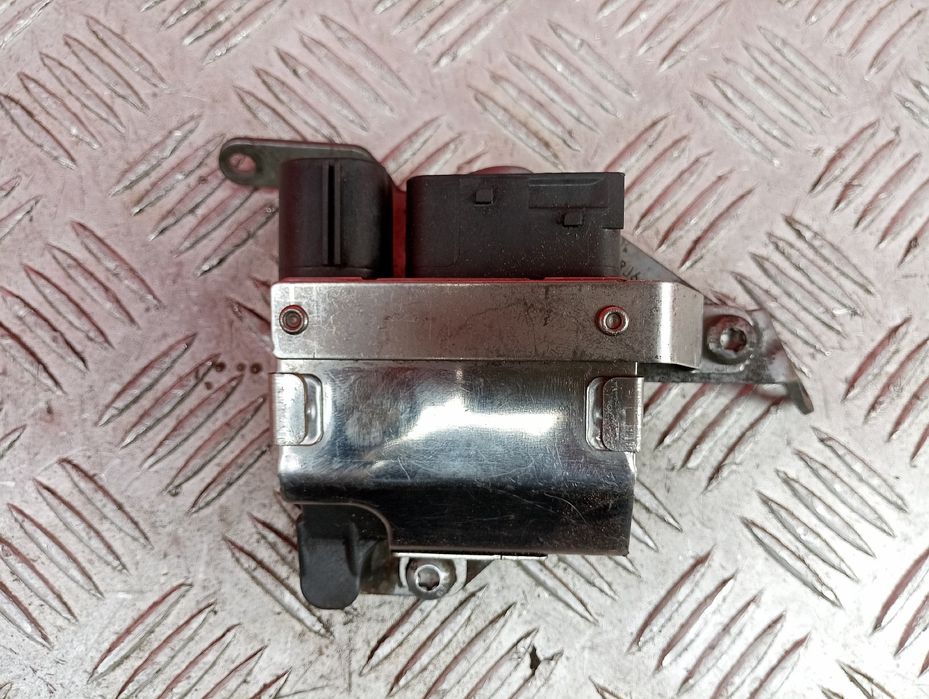 Реле свічок розжарювання VW Touareg CR Туарег СР ЦР туарег Розборка