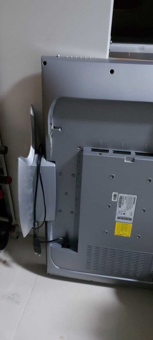 lcd de marca Grundig