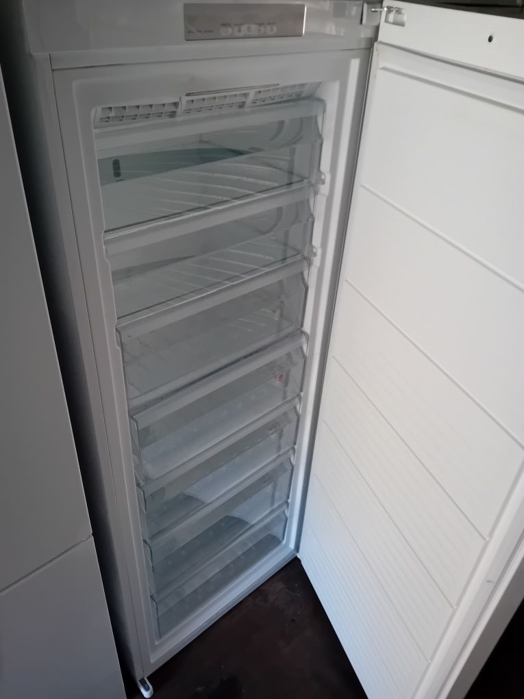Zamrażarka szufladowa Privileg NoFrost 340L [gwar/dowóz]