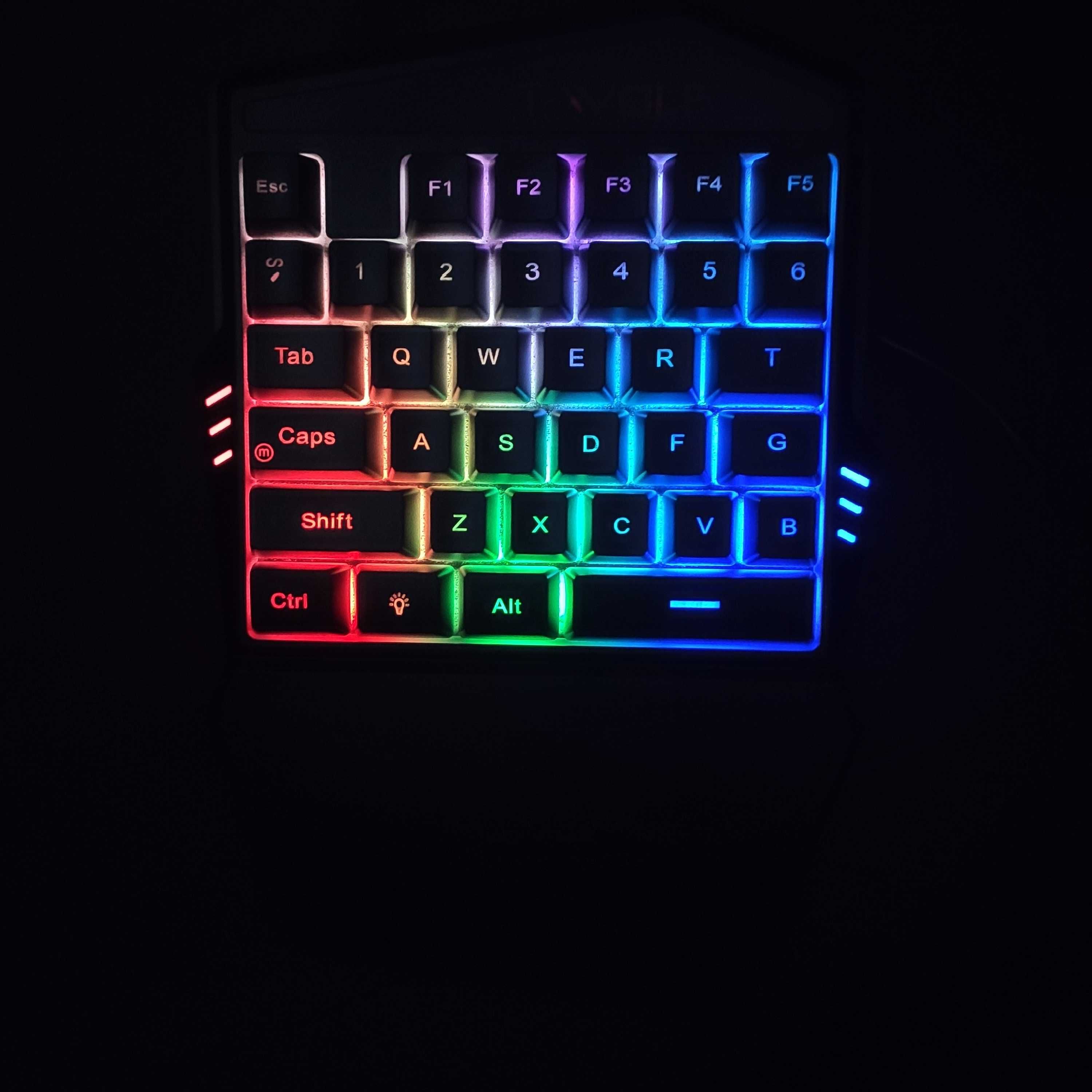 Teclado Gamer Retro-iluminado