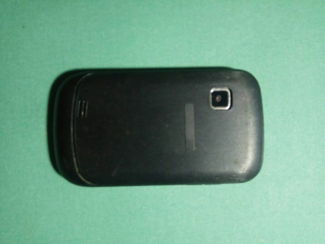 Телефон Samsung s5670