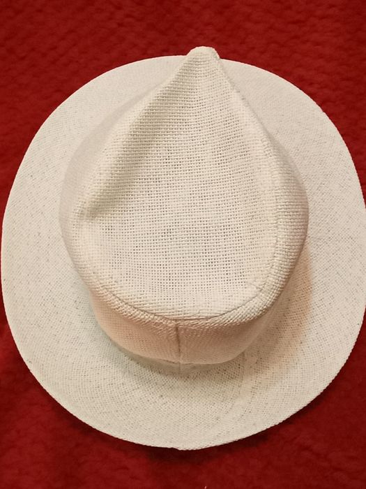 Chapéu branco unissexo