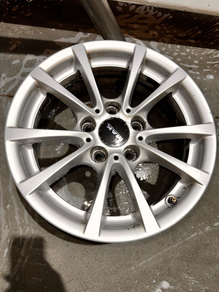 Felgi aluminiowe BMW OE 16 cali 5x120 ET 31