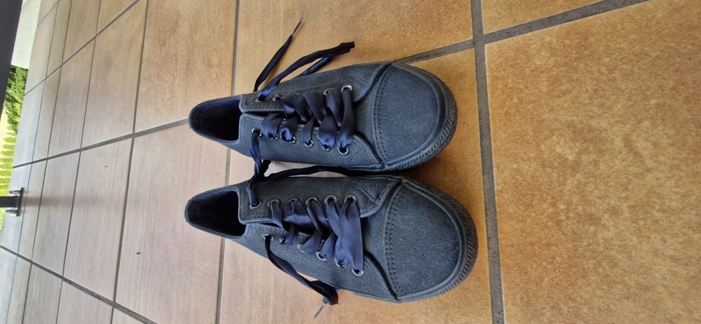 Buty damskie Sprandi w rozm. 36