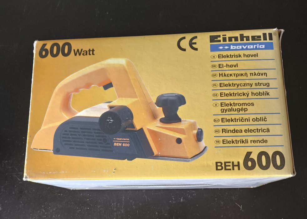 Plaina elétrica 600 watt