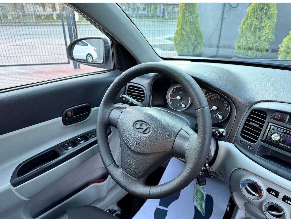 Авто в аренду для работы в такси.