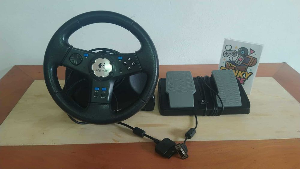 Volante Logitech para Playstation 1 e 2