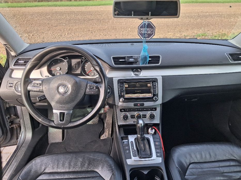 Volkswagen Passat B7 2.0 TDI DSG XENON LED
