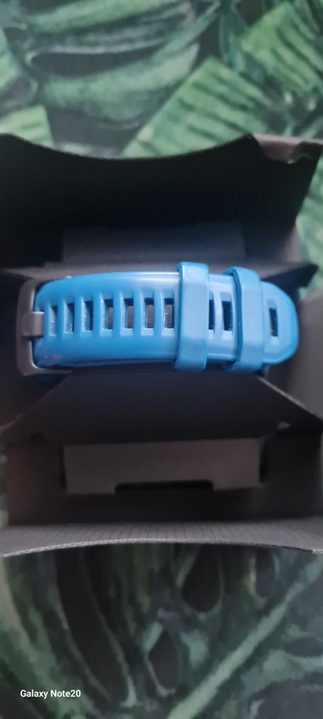 Garmin instinct crossover solar