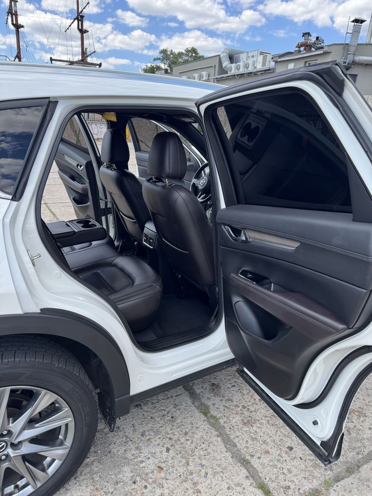 Mazda cx-5 signature
