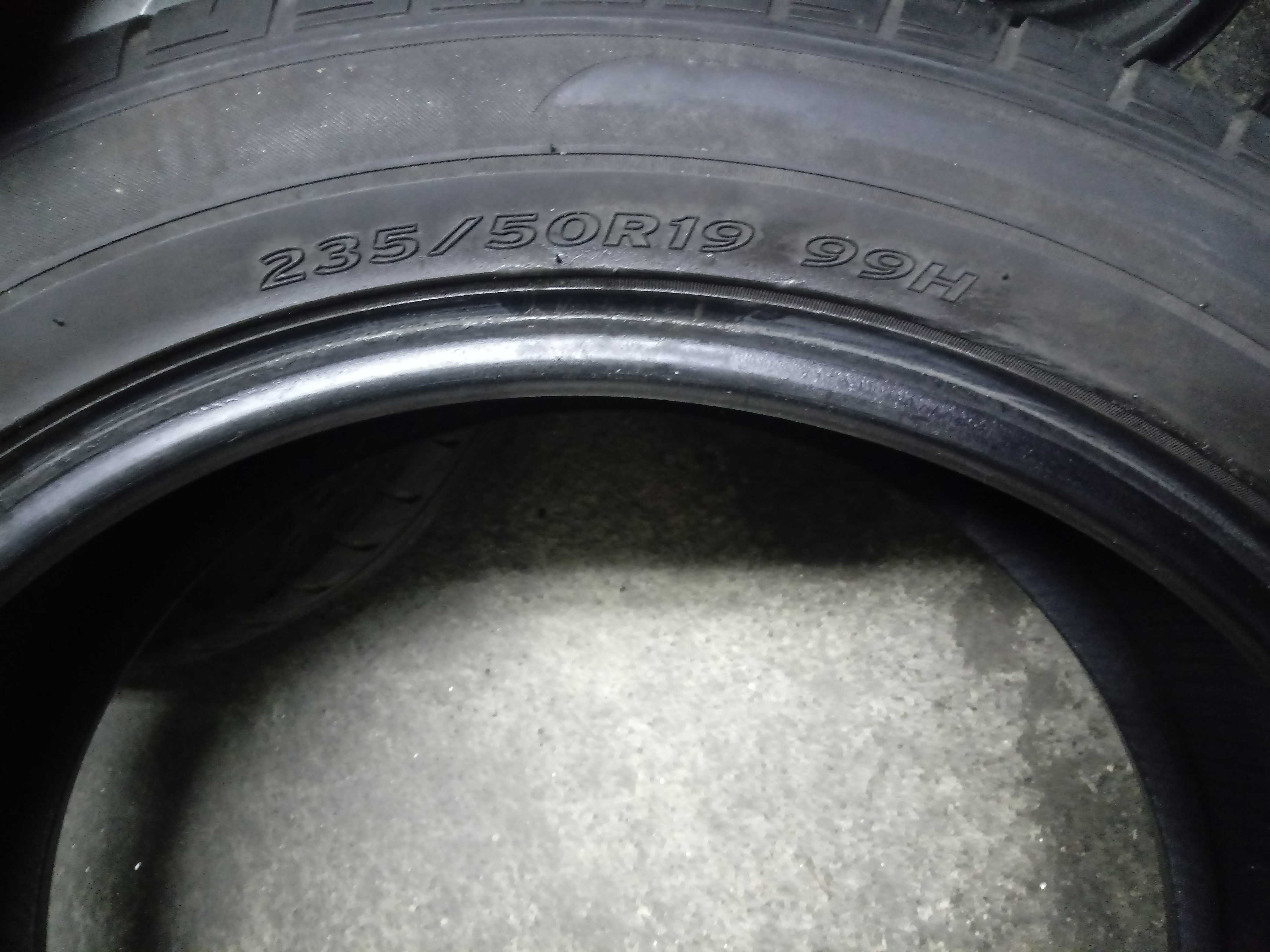 235 50R19 Hankook