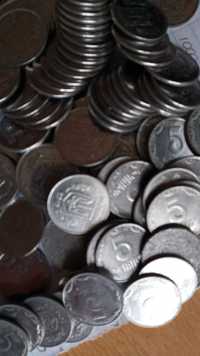 Монеты 5 коп.Украина б/у, разных годов  70 шт.за 50 грн.