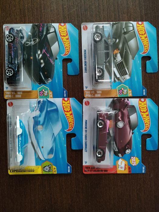 Hot wheels : 4 sztuki Mercedes Porsche Nissan