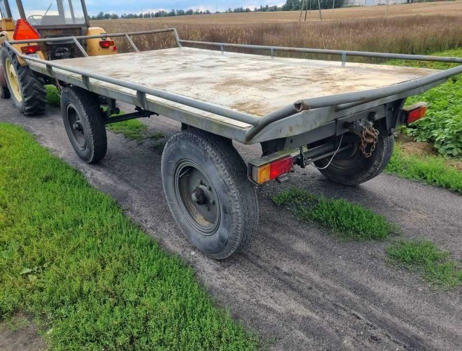 Podwozie przyczepy D46 4,5t autosan do slomy do bel skrzyniopalet