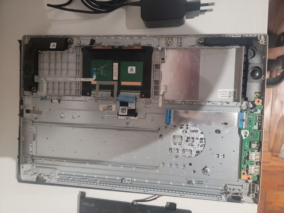 Peças para ASUS F509UB 37AM1SB1 (i3 7th Gen) – Peças Originais64284464140033124