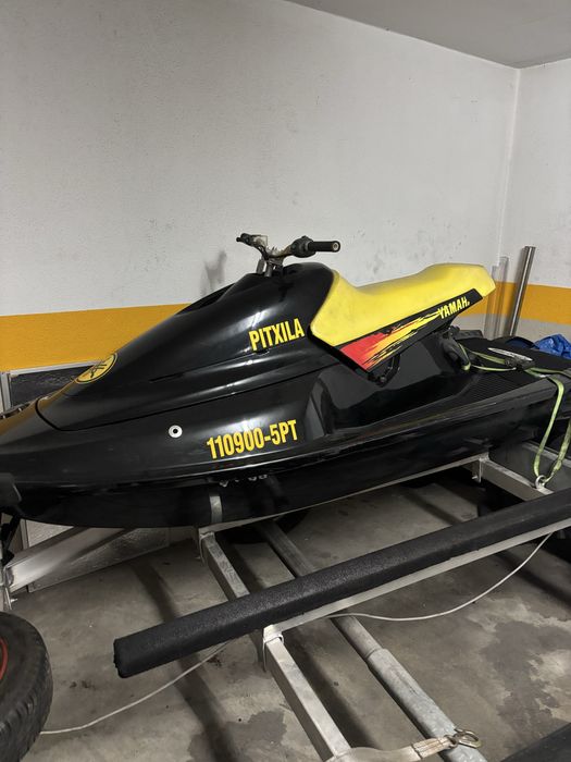 Yamaha Waveblaster atrelado duplo