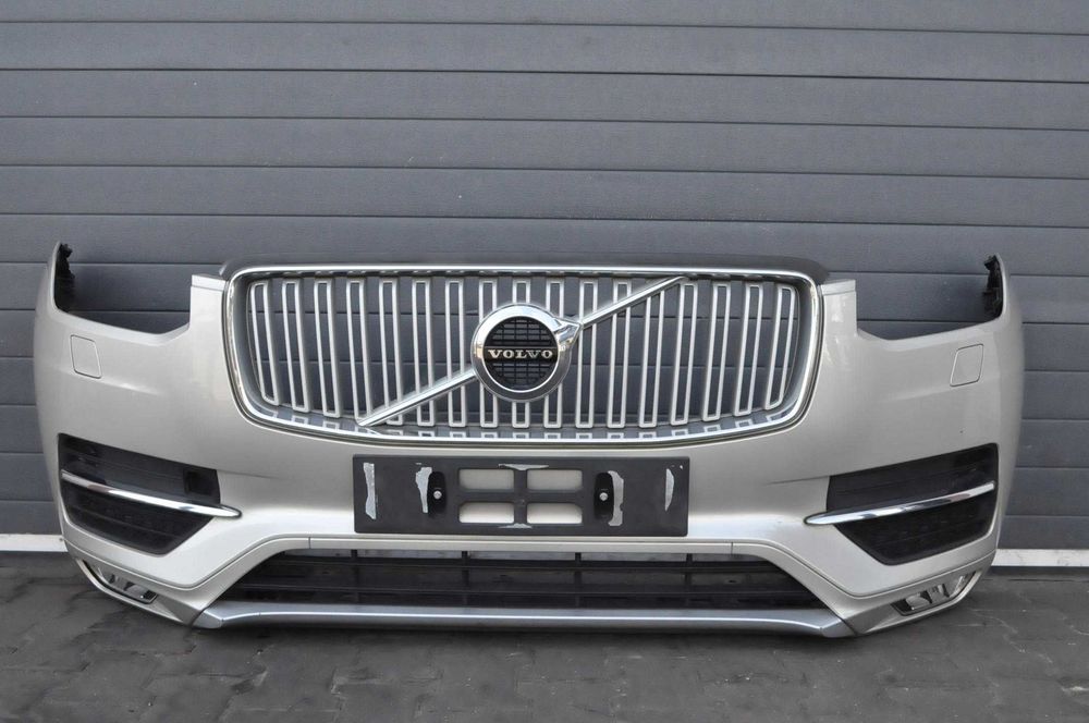 VOLVO XC90 II Бампер перед дорестайл
