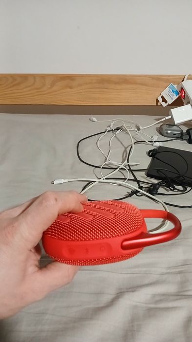 JBL Clip 5 Red edition