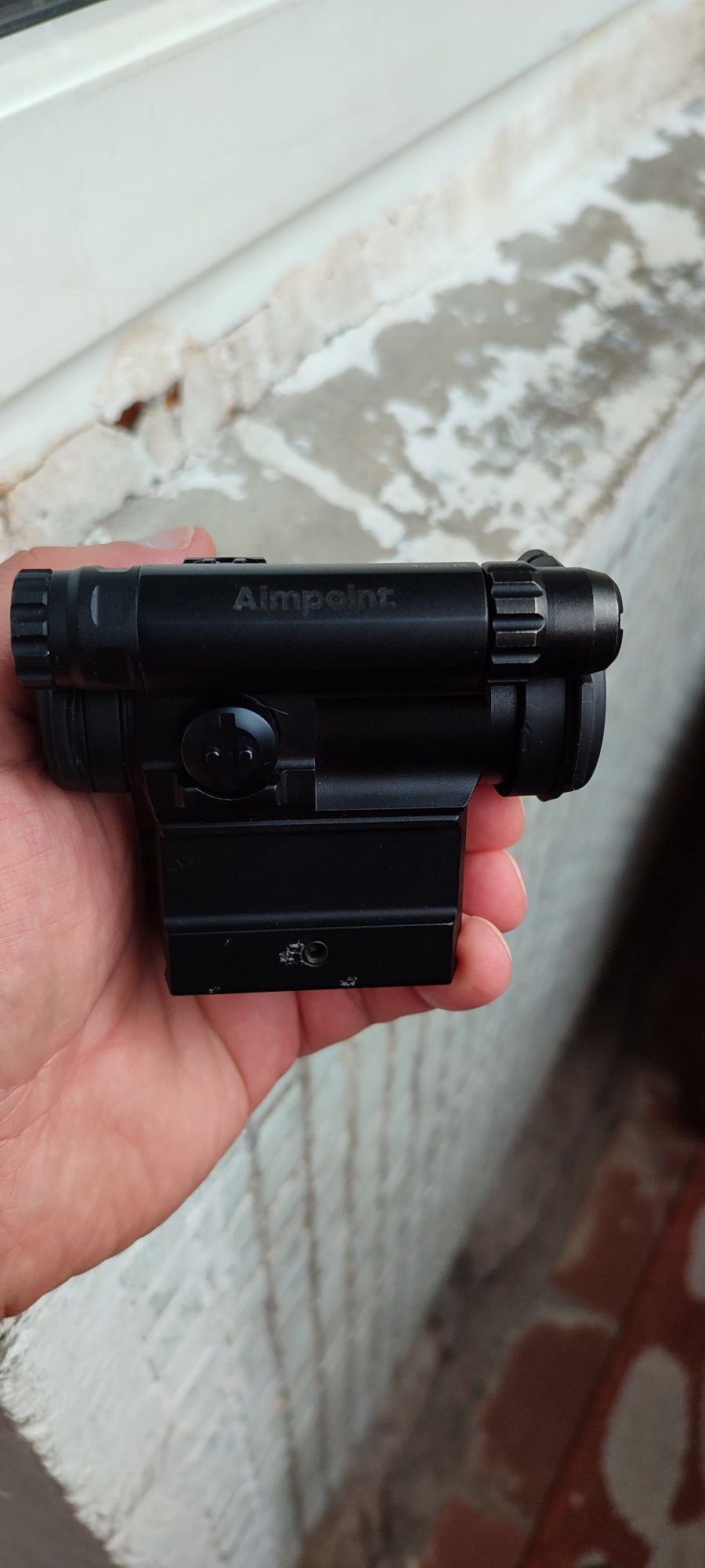 Коліматор Aimpoint Comp M5 з точкою 2 МОА