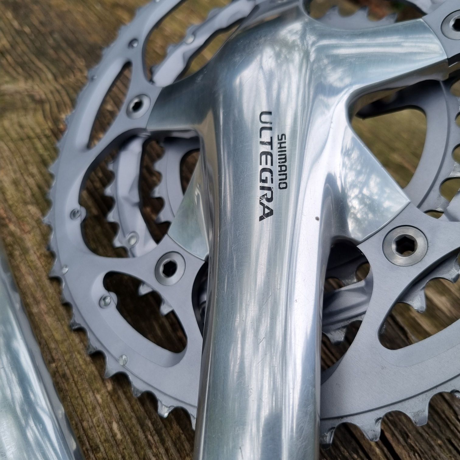 Korba szosowa. Shimano ULTEGRA. Suport.