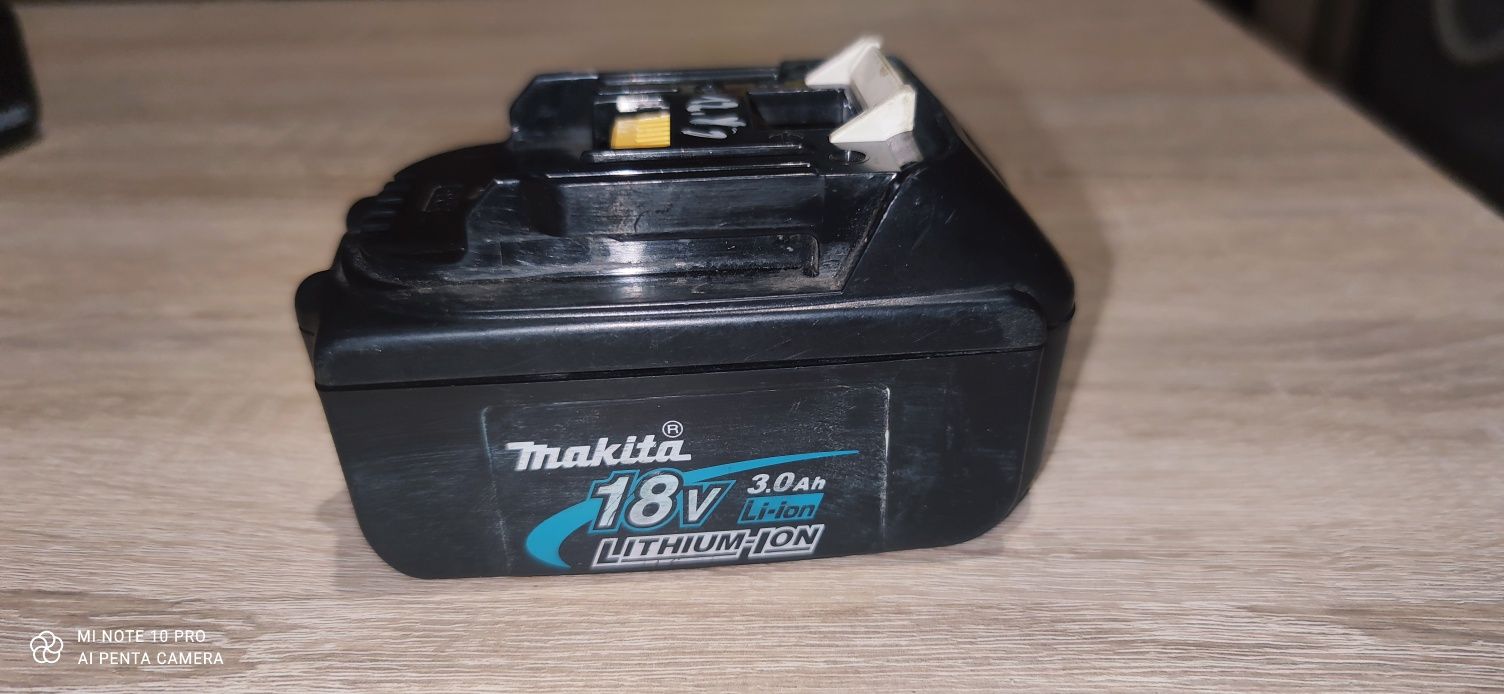 Bateria Makita 18v 3Ah