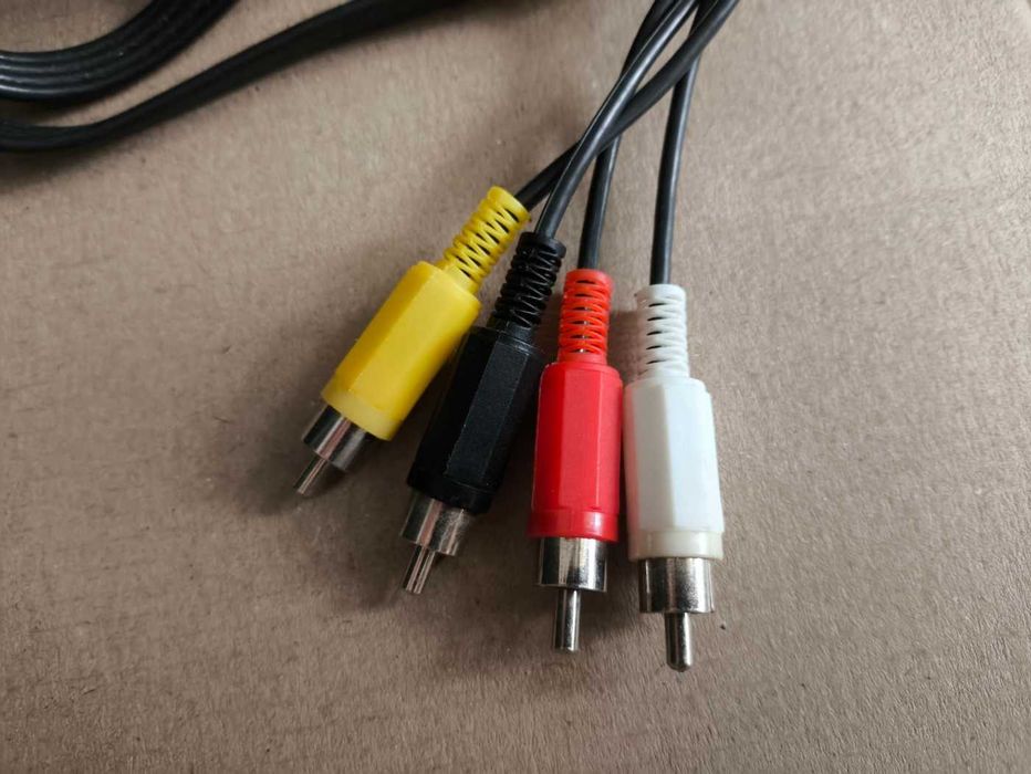 Кабель DIN 8-pin на 4 RCA для аудио видео техники