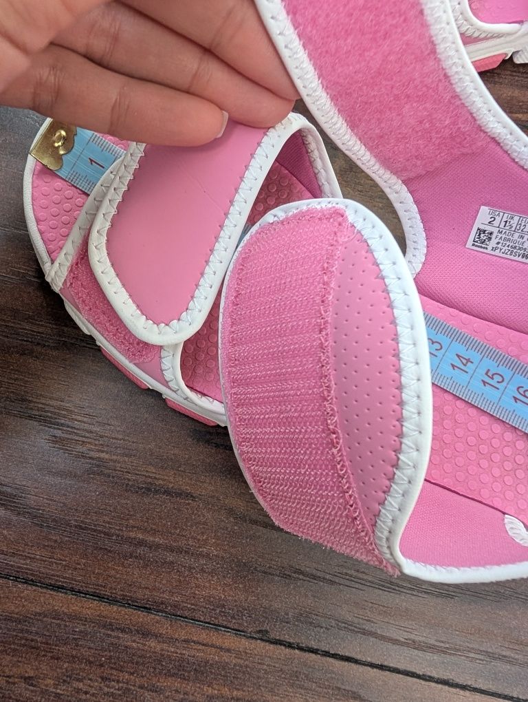 Сандалии Reebok , босоножки, тапочки стелька 21 см.