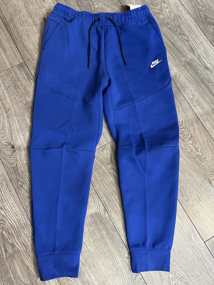 Spodnie Nike Sportswear Tech Fleece rozm. L