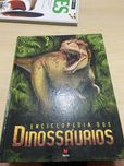 Livro sobre dinossauros