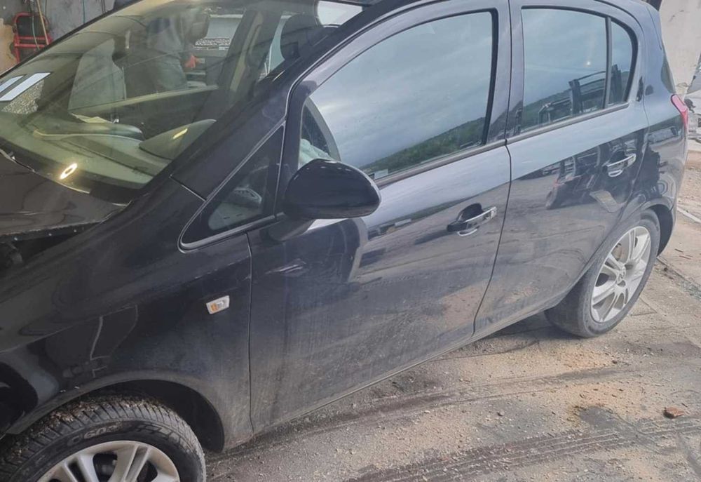 CZĘŚCI maska zderzak klapa błotnik lampa Opel Corsa D FL/PRZEDLIFT