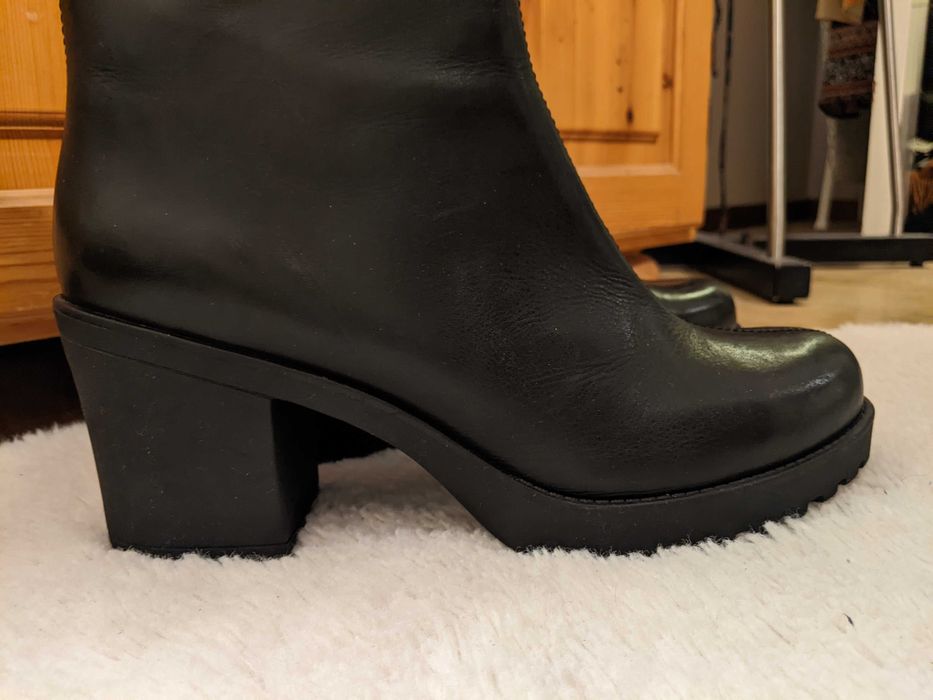 Ботильйони жіночі Vagabond демісезонні р.41 шкіра молнія платформа