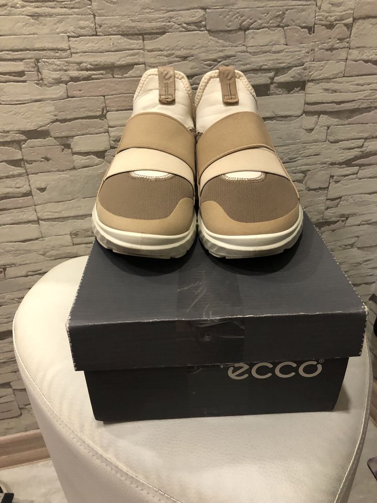 Кроссовки Ecco