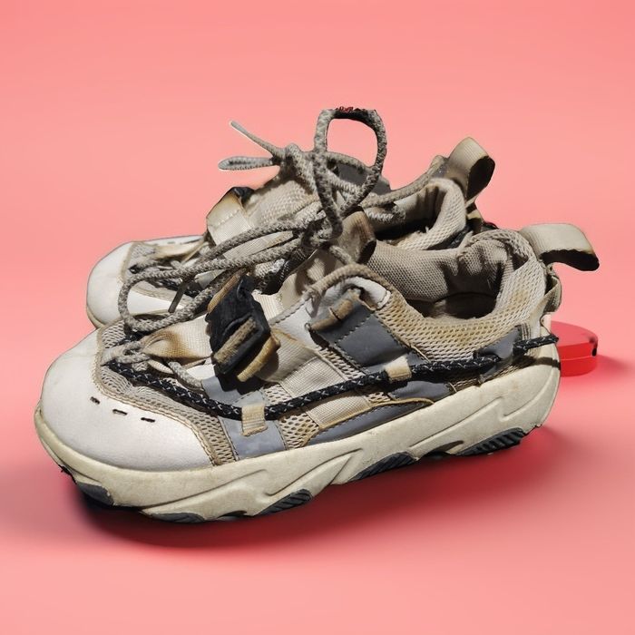 Продам детские кросовки 34 размер