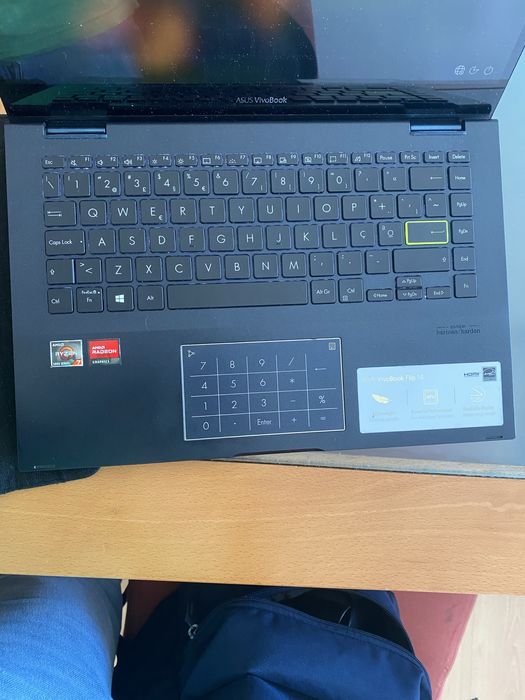 Asus 2 em 1 Ryzen7 com caneta e capa