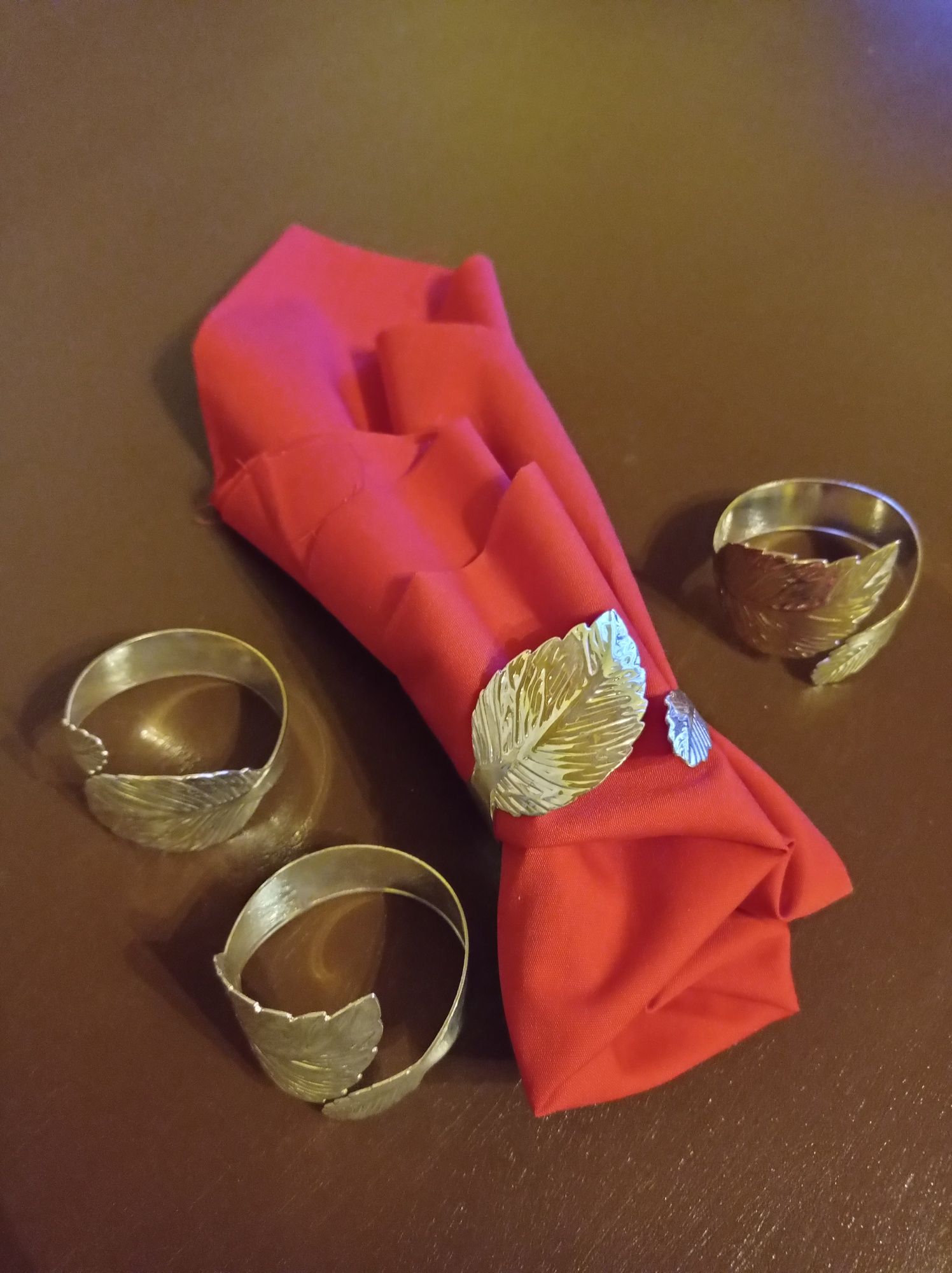 Ringi, pierścienie, obrączki do serwetek, dekoracja stołu, zastawy