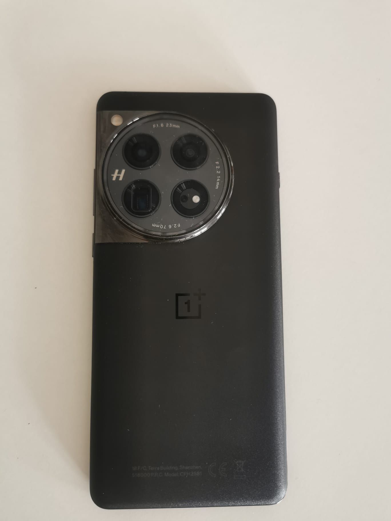 Sprzedam smartfona OnePlus 12 5G