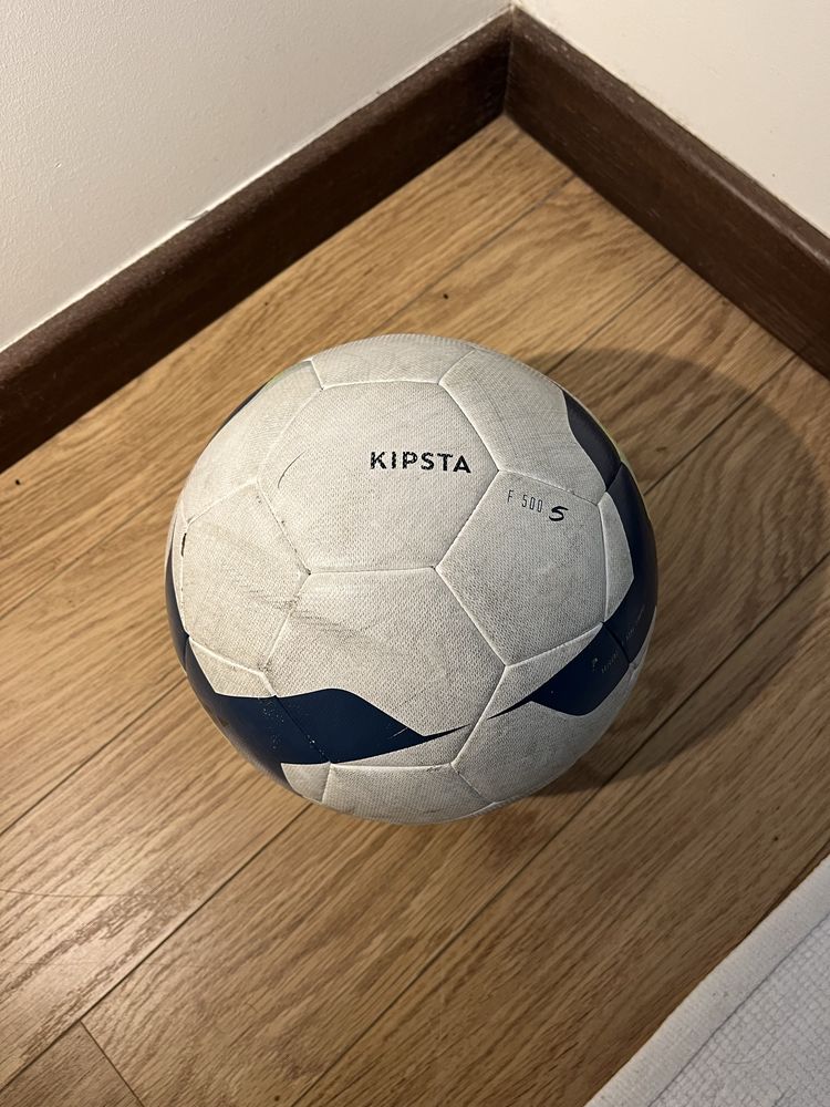 bola futebol kipsta