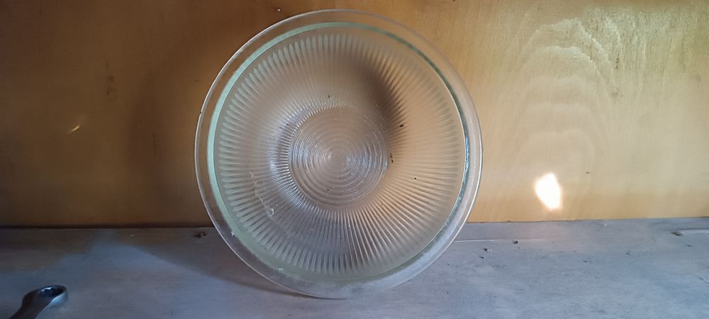 Плафон для лампы в гараж на улицу СССР