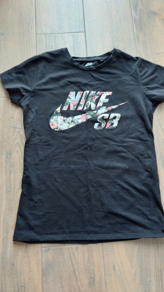 Koszulka damska NIKE  rozm.S