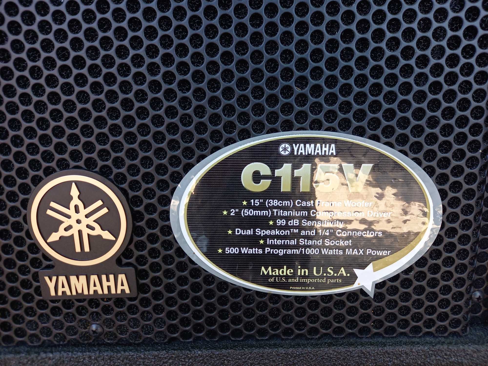 Акустична система колонка Yamaha C115V