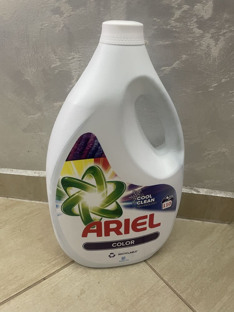 Plyn do Prania Ariel 5500ml