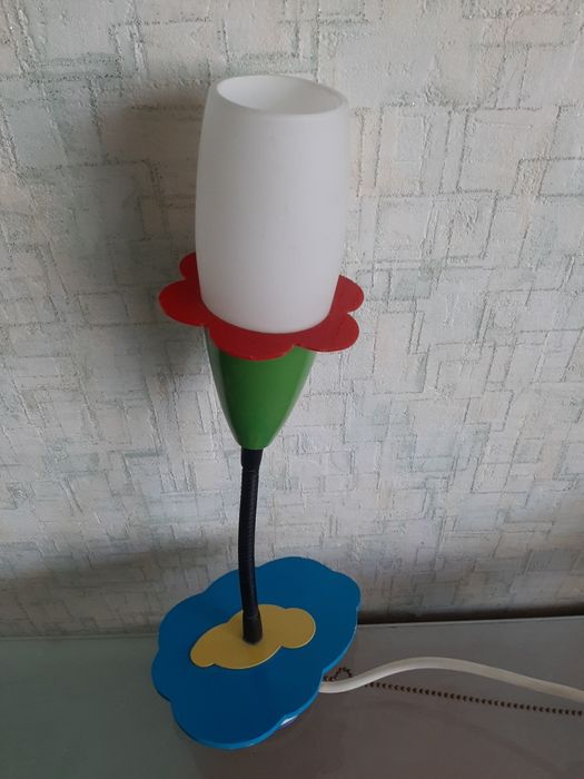 Люстра, світильники,плафони,освітлення та бра