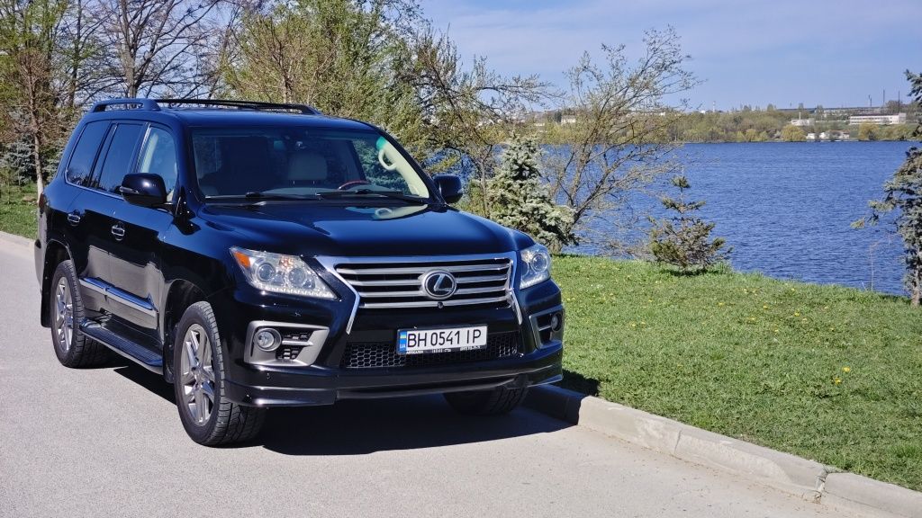 Lexus LX продам, обміняю, віддам на виплату