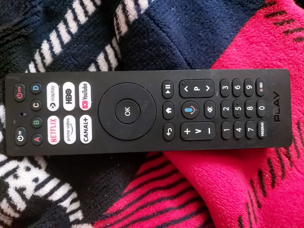 Pilot PLAY Box TV New ORYGINAŁ !!!  Nowe gwarancja