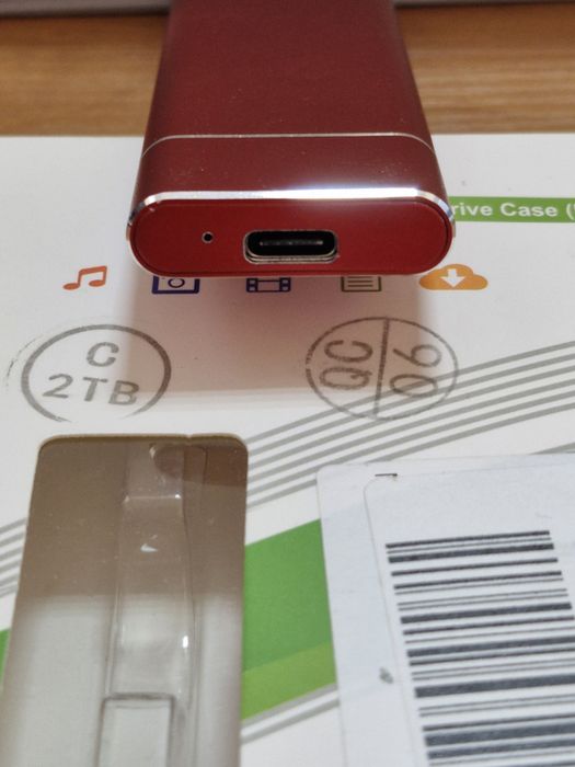 Зовнішній HDD флеш накопичувач 2Tb