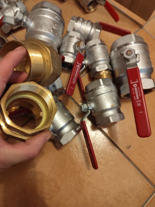 Продам крани  джакоміні