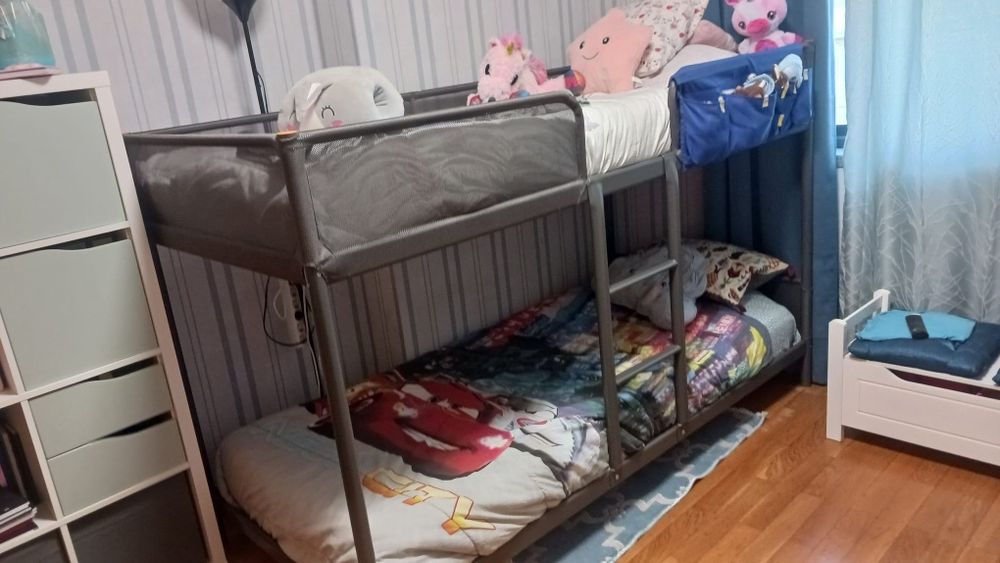 Vendo beliche ikea com 2 colchões